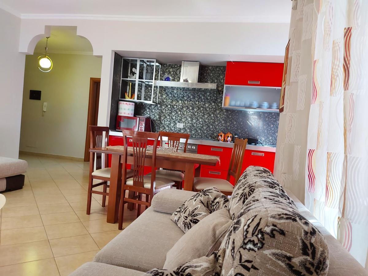 Bral Apartments 8 Two-Bedroom Beachfront Durrës Zewnętrze zdjęcie