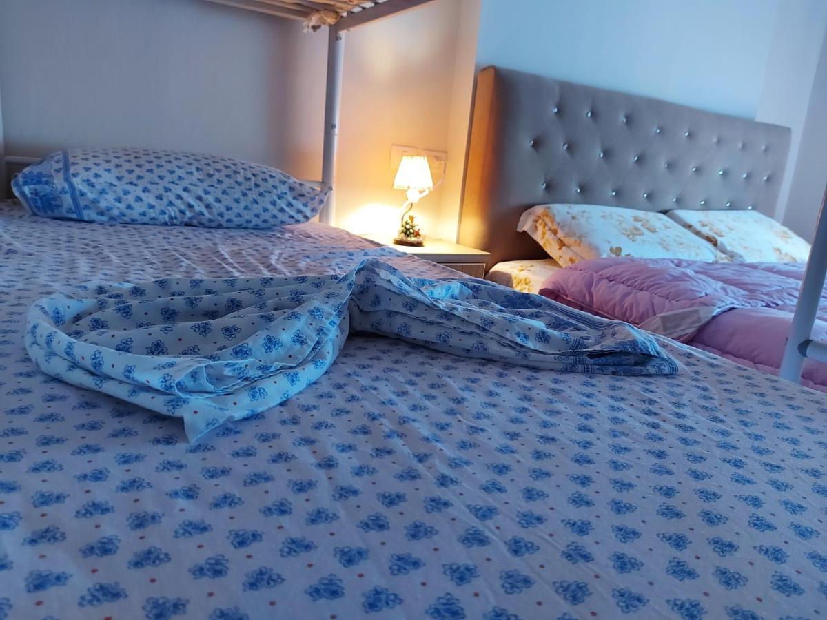 Bral Apartments 8 Two-Bedroom Beachfront Durrës Zewnętrze zdjęcie