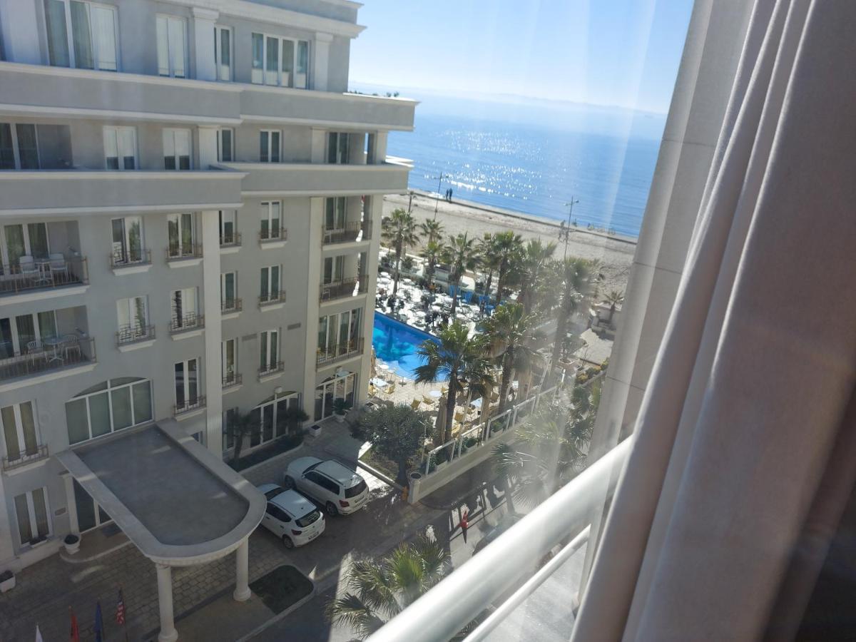 Bral Apartments 8 Two-Bedroom Beachfront Durrës Zewnętrze zdjęcie
