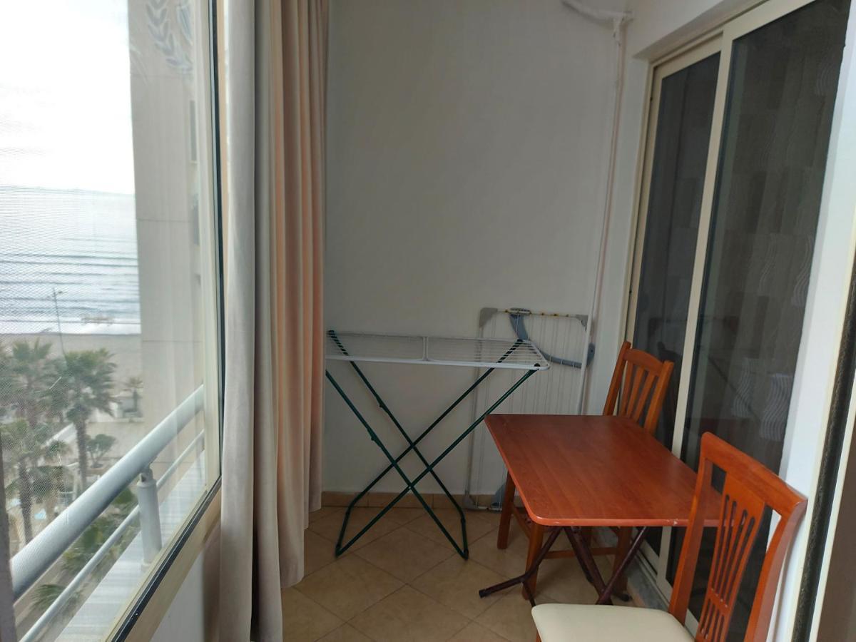 Bral Apartments 8 Two-Bedroom Beachfront Durrës Zewnętrze zdjęcie