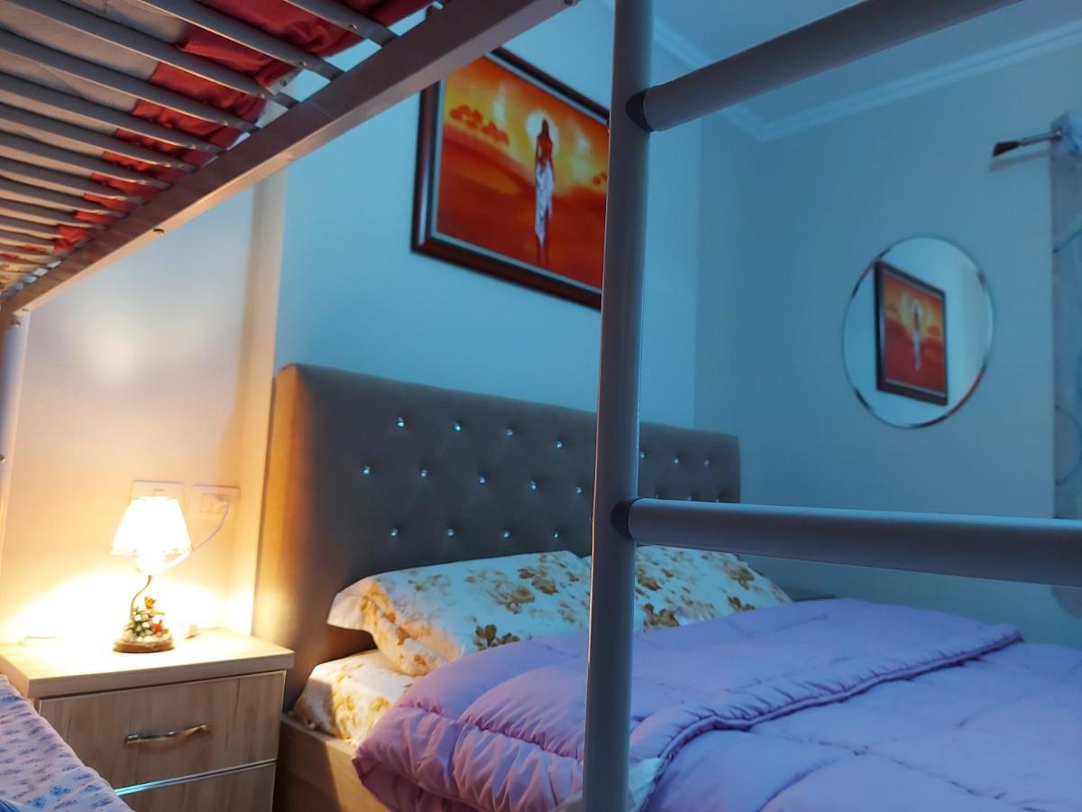 Bral Apartments 8 Two-Bedroom Beachfront Durrës Zewnętrze zdjęcie